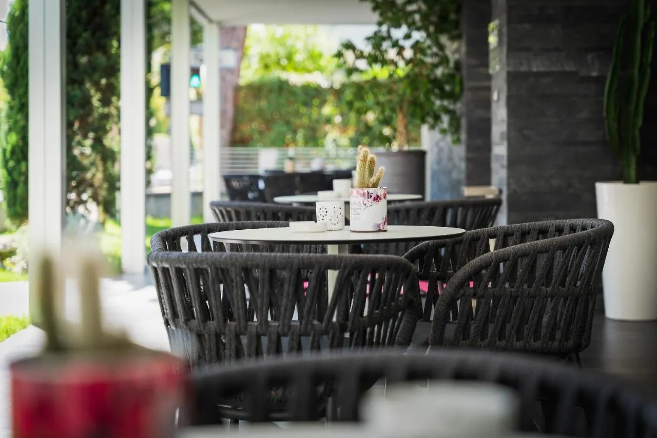 Dan Hotel Riccione 3*,
